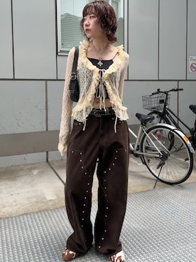 「WHO'S WHO gallery（フーズフーギャラリー）のスタッズベルト（ベルト）」を使った、AOIさん（レディース・160cm）の秋コーディネート