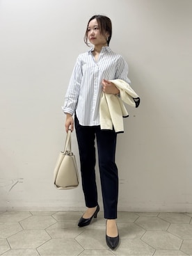 「INDIVI（インディヴィ）の【褒められパンツ／高ストレッチ】タックテーパードパンツ（その他パンツ、ブルー系）」を使った、kahoさん（レディース・144cm）の冬コーディネート
