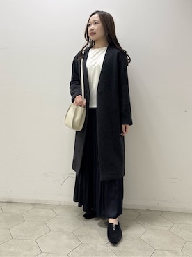 「INDIVI（インディヴィ）の【軽量／ウール混】ライトフォルム ロングコート（ノーカラーコート、グレー系）」を使った、kahoさん（レディース・144cm）の冬コーディネート