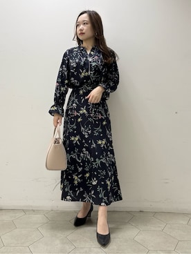 「INDIVI（インディヴィ）の【ミドルサイズ／合皮／ショルダー付】スタッズ風メタルバッグ（ショルダーバッグ、ピンク系）」を使った、kahoさん（レディース・144cm）の冬コーディネート