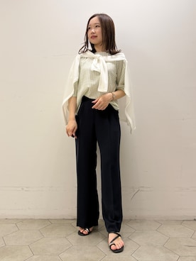 「INDIVI（インディヴィ）の【UVケア／吸汗速乾】チェック柄タックボリュームスリーブトップス（Tシャツ/カットソー、グリーン系）」を使った、kahoさん（レディース・144cm）の夏コーディネート