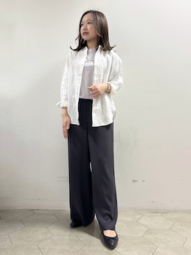 「INDIVI（インディヴィ）の【接触冷感／2WAY】カシュクールリネンシャツ（シャツ/ブラウス、ホワイト系）」を使った、kahoさん（レディース・144cm）の夏コーディネート