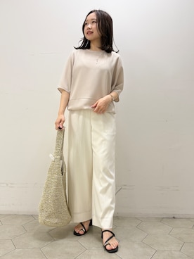 「INDIVI（インディヴィ）の【洗える／2WAY／裾ドロスト付き】 ドルマンスリーブチュニックトップス（Tシャツ/カットソー、ベージュ系）」を使った、kahoさん（レディース・144cm）の夏コーディネート