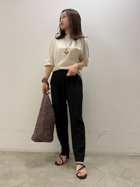 「INDIVI（インディヴィ）の【体型カバー】ボーダードルマントップス（Tシャツ/カットソー、ベージュ系）」を使った、kahoさん（レディース・144cm）の夏コーディネート