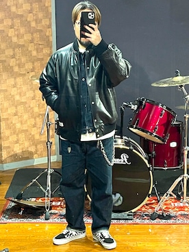 「アイテム（スタジャン）」を使った、minetoraさん（メンズ・171cm）の秋コーディネート