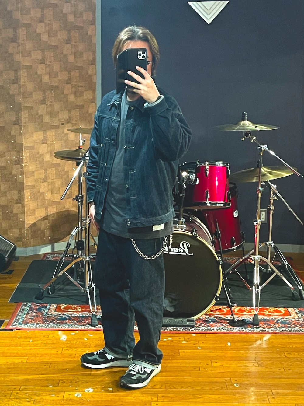 「ONEPIECE OF ROCK、wtaps、New Balance、デニム、デニムパンツ、デニムジャケット、denim、大人カジュアル、カジュアル、カジュアルコーデ、春コーデ、スニーカーコーデ、アメカジ、いいね、save、フォローお願いします🤑、ビッグシルエット」｜「onepiece of rockのアイテム（デニムジャケット、ブルー系）」を使った、minetoraさん（メンズ・171cm）の春コーディネートの1枚目の写真