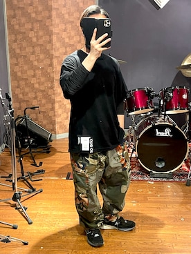 「アイテム（チノパンツ、その他）」を使った、minetoraさん（メンズ・170cm）の春コーディネート