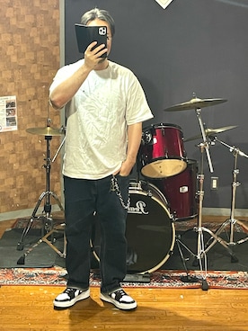 「Champion（チャンピオン）のアイテム（Tシャツ/カットソー、ホワイト系）」を使った、峰虎さん（メンズ・171cm）の夏コーディネート