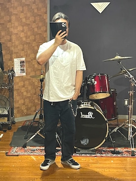 「wackomariaのアイテム（Tシャツ/カットソー、ホワイト系）」を使った、峰虎さん（メンズ・171cm）の夏コーディネート