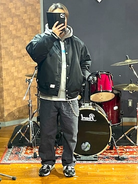 「アイテム（ナイロンジャケット）」を使った、minetoraさん（メンズ・171cm）の秋コーディネート