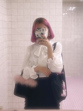 「WC（ダブル シー）のアイテム（シャツ/ブラウス）」を使った、salmon01さん（レディース・157cm）の冬コーディネート