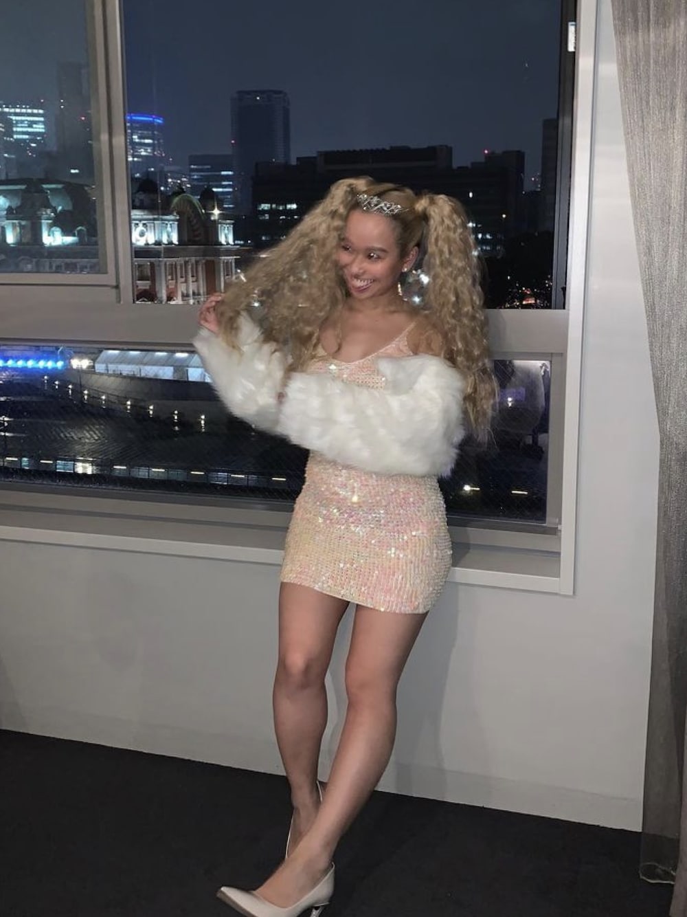 「楽天のアイテム（ワンピース、ホワイト系）」を使った、keitythebestさん（レディース・153cm）の冬コーディネートの1枚目の写真