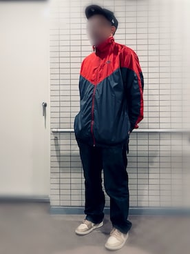 「AIR JORDAN（エアジョーダン）のアイテム（スニーカー）」を使った、EZR08さん（メンズ・169cm）の秋コーディネート