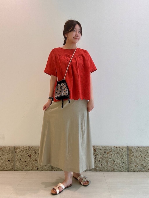 アイレットレースラグランブラウス(Tシャツ/カットソー)|URBAN アイレットレースラグランブラウス(Tシャツ/カットソー)|URBAN