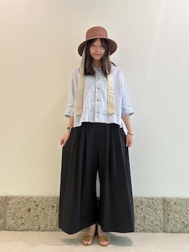 「アーバンリサーチ」｜「アイテム（帽子）」を使った、八木野　由季さん（レディース・165cm）の夏コーディネート