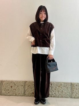 「HARUTA（ハルタ）の『別注』HARUTA×DOORS　キルトローファー（ローファー）」を使った、YUKIさん（レディース・165cm）の秋コーディネート