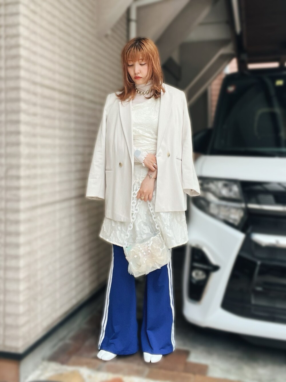 「秋、シンプルスタイル、お洒落さんとつながりたい、大人ファッション、ラクチンコーデ、ジャージ、レイヤードスタイル、ジャケット、ワントーンコーデ、パンツスタイル、shein、プチプラ、プチプラコーデ、足袋ブーツ、テーラードジャケット」｜「SHEINのアイテム（ワンピース/ドレス、ホワイト系）」を使った、ykさん（レディース・162cm）の秋コーディネートの1枚目の写真