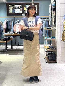 「BAYFLOW（ベイフロー）のアイテム（Tシャツ/カットソー）」を使った、rikopinchaanさん（骨格ナチュラル・レディース・167cm）の夏コーディネート