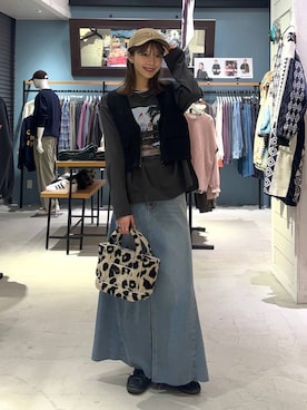 「BAYFLOW（ベイフロー）のレオパードボアロゴトートS（トートバッグ）」を使った、rikopinchaanさん（レディース・167cm）の秋コーディネート