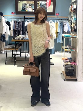 「BAYFLOW（ベイフロー）の[後ろゴム仕様でノンストレス]ビジューデニムパンツ（デニムパンツ）」を使った、rikopinchaanさん（レディース・167cm）の夏コーディネート