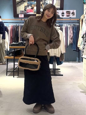 「BAYFLOW（ベイフロー）の[ストレッチ入り]裏起毛ベイカースカート（スカート）」を使った、rikopinchaanさん（レディース・167cm）の秋コーディネート