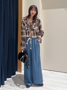 「BAYFLOW（ベイフロー）のアイテム（パンツ）」を使った、rikopinchaanさん（レディース・167cm）の春コーディネート