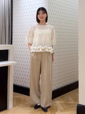 「A part by（アパートバイ）の【Sサイズ展開・洗える】イージーストレートパンツ（Trousers、ベージュ系）」を使った、なつみさん（レディース・162cm）の夏コーディネート