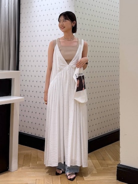 「A part by（アパートバイ）の【今年も登場！】ドットシシュウキャミワンピース（One piece dress、ホワイト系）」を使った、なつみさん（レディース・162cm）の夏コーディネート