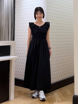 「A part by（アパートバイ）の【インフルエンサーyuiさんコラボ】YUシャーリングワンピース（One piece dress、ブラック系）」を使った、なつみさん（レディース・162cm）の夏コーディネート