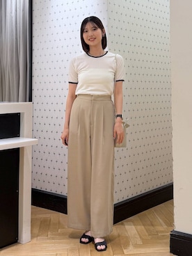 「A part by（アパートバイ）の【Sサイズ展開・洗える】イージーストレートパンツ（Trousers、ベージュ系）」を使った、なつみさん（レディース・162cm）の夏コーディネート