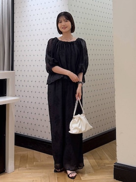「A part by（アパートバイ）のキンチャクミニショルダバッグ（ショルダーバッグ、ホワイト系）」を使った、なつみさん（レディース・162cm）の夏コーディネート