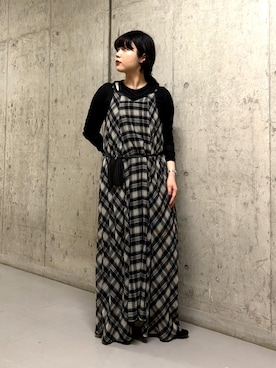 「KBF（ケイビーエフ）のチェックプリーツキャミワンピース（ワンピース、ブラック系）」を使った、mamiさん（レディース・153cm）の春コーディネート