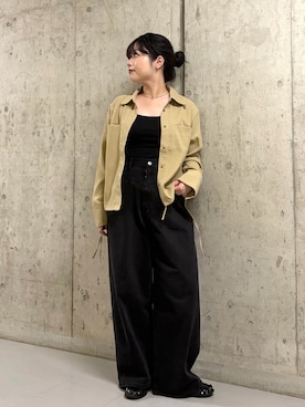 「KBF（ケイビーエフ）のピーチスキンコンパクトシャツ（シャツ/ブラウス、ベージュ系）」を使った、mamiさん（レディース・153cm）の秋コーディネート