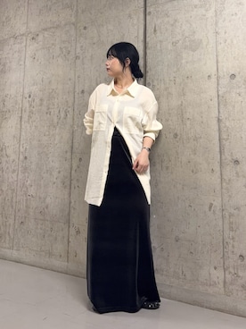 「KBF（ケイビーエフ）のカットオフBIGシャツ（シャツ/ブラウス、ホワイト系）」を使った、mamiさん（レディース・153cm）の秋コーディネート
