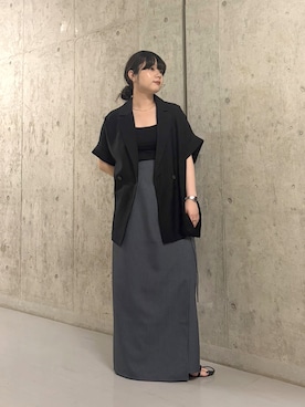 「KBF（ケイビーエフ）のラップライクペンシルスカート（スカート、グレー系）」を使った、mamiさん（レディース・153cm）の春コーディネート