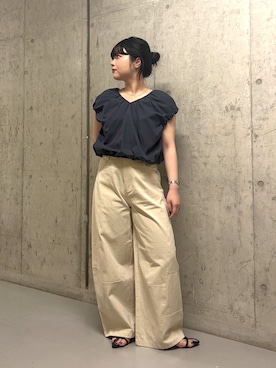 「KBF（ケイビーエフ）のバルーンリボンブラウス（シャツ/ブラウス、グレー系）」を使った、mamiさん（レディース・153cm）の春コーディネート