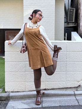 「アイテム（ジャンパースカート）」を使った、mfm_pikoさん（レディース・160cm）の秋コーディネート