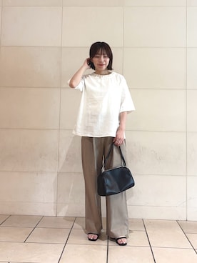 「URBAN RESEARCH DOORS（アーバンリサーチドアーズ）のリネンレーヨンバックリボンブラウス（シャツ/ブラウス、ホワイト系）」を使った、　寺内　早紀さん（レディース・153cm）の夏コーディネート