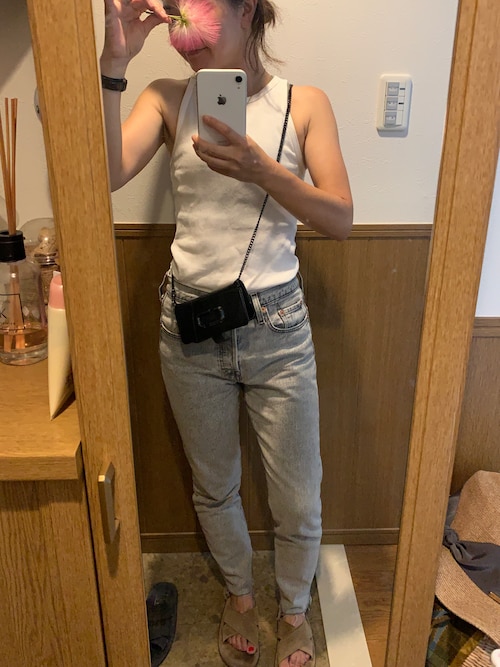 MARC JACOBS - 新品 マークジェイコブス MARC JACOBS iPhone11 ケース チェーン ブックレット 新品 マークジェイコブス MARC JACOBS iPhone11 ケース チェーン