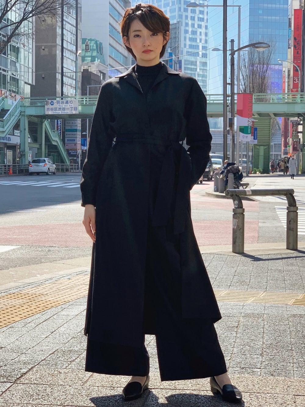 「秋のコーデ、秋服準備はじめました、ワンピース、オールブラック、オールブラックコーデ、ワイドパンツ 黒、ワイドパンツ、ワンピースコーデ、モード、エレガント、made in japan、セットアップ、セットアップコーデ、セットアップ　着回し、秋冬コーデ」｜「YUUGAのYUUGA レディース オープンカラーシャツワンピース weaners wool collection 20-10-OP-01 （シャツワンピース、ブラック系）」を使った、Hanae - YUUGAさん（レディース・160cm）の秋コーディネートの1枚目の写真
