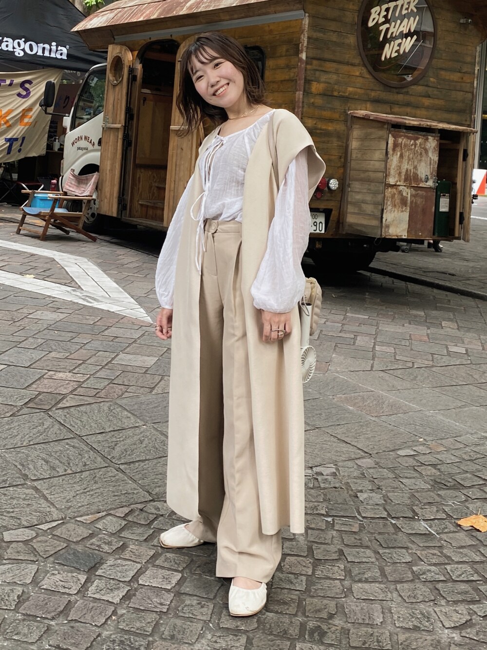 Louere（ルエレ）の「ノーカラーベルト付きロングべスト（ベスト