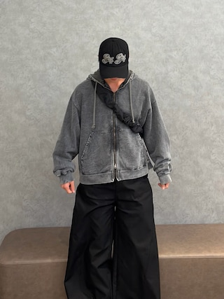 「PAGESIISII（ページシシ）のシシスターボールキャップ ブラック（キャップ）」を使った、レンタロウさん（メンズ・175cm）の秋コーディネート