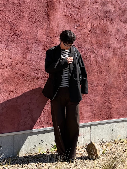 「WYM LIDNM(ウィム バイ リドム)のHIGH TWISTED GABA W JACKET(テーラードジャケット)」を使った、レンタロウさん(メンズ・175cm)の秋コーディネート