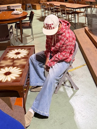 「AMOU(アモウ)のWORK FOR PEACE 5PANNEL CAP IVORY(キャップ)」を使った、レンタロウさん(メンズ・175cm)の秋コーディネート