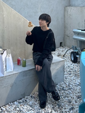 「アイテム（スラックス、グレー系）」を使った、レンタロウさん（メンズ・175cm）の秋コーディネート