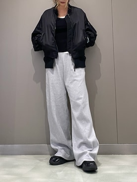 「アイテム（MA-1）」を使った、runaさん（レディース・159cm）の秋コーディネート