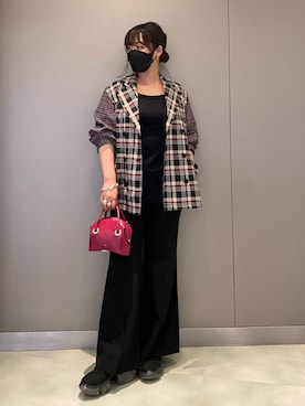 「grounds（グラウンズ）のアイテム（シューズ）」を使った、runaさん（レディース・159cm）の秋コーディネート