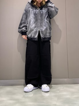 「アイテム（パーカー）」を使った、runaさん（レディース・159cm）の秋コーディネート