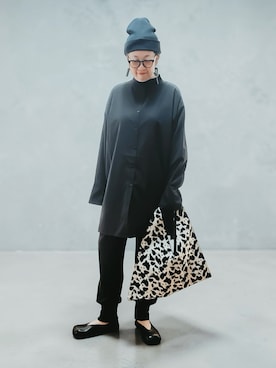 「select MOCA by son（セレクトモカバイソン）のバンドカラータックスリーブロングシャツ（シャツ/ブラウス、ブラック系）」を使った、未央  ‪ ‪ さん（レディース・170cm）の春コーディネート