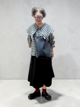 「antiqua（アンティカ）の裾ウェーブ変形スカート（スカート、ブラック系）」を使った、未央  ‪ ‪ さん（レディース・170cm）の春コーディネート